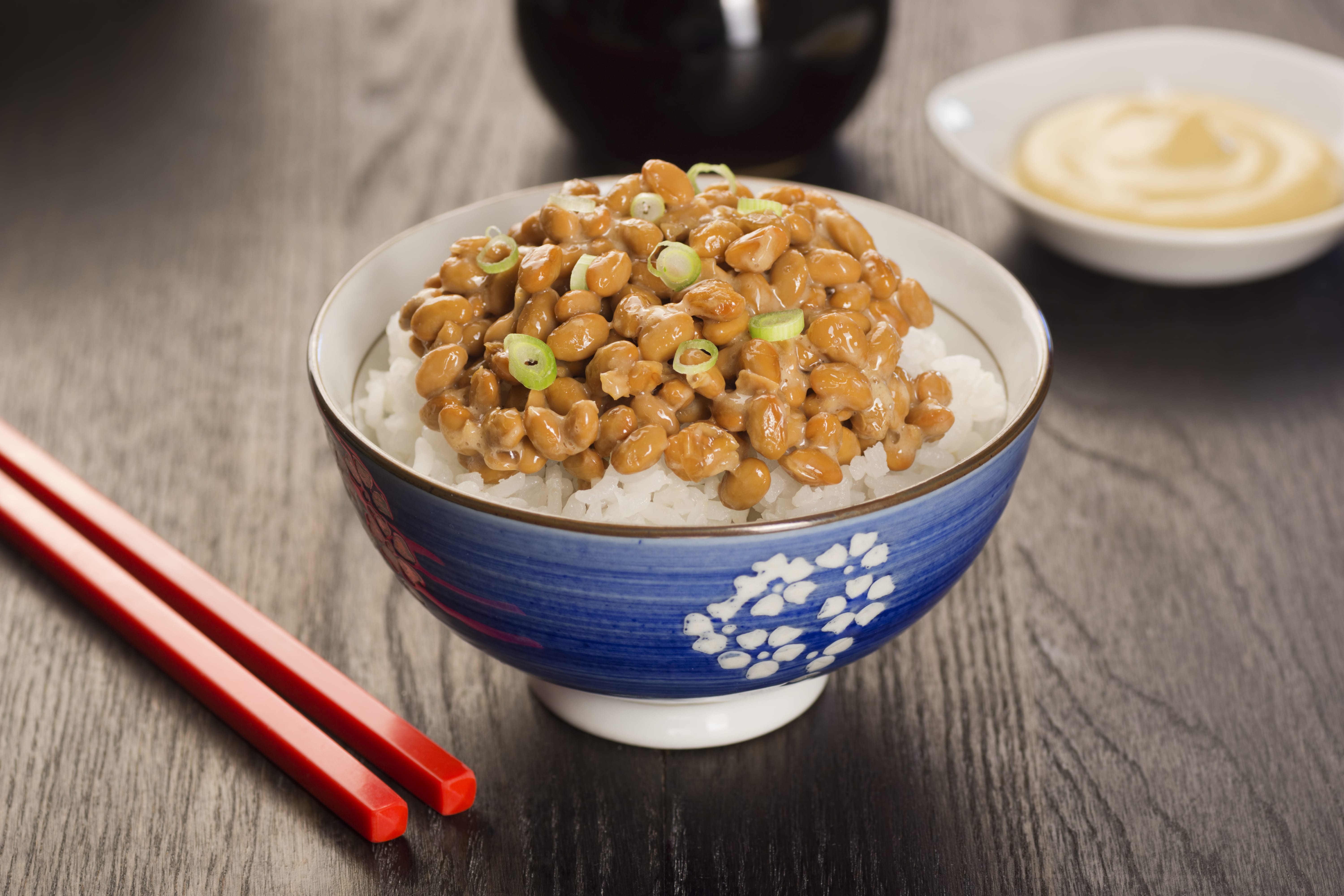 Natto ist gesund und enthält viel Eiweiß.