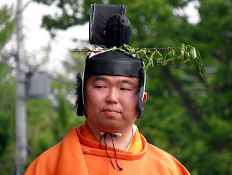 Mann mit Kopfschmuck