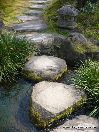 Trittsteine im Kokoen-Garten japan-live-maerz16