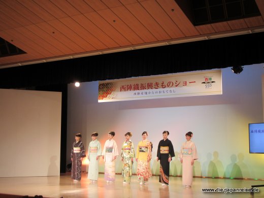 Kimonomodenshow – in Kyoto wird die traditionelle Kleidung noch recht häufig getragen japan-live-april2017