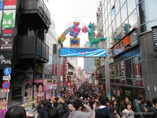 Die Takeshita Straße in Harajuku japan-live-maerz2017