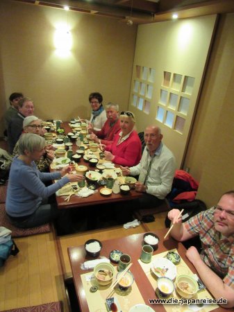 Mittagessen in Kanazawa japan-live-maerz2017