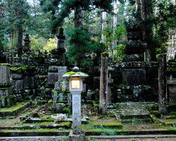Okunoin, Koyasan