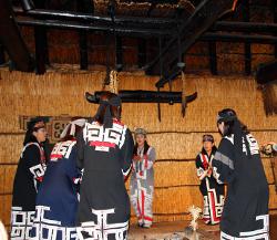 Ainu Tanz