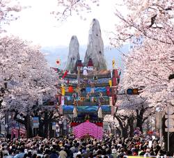 Festwagen des Hitachi Furyumono