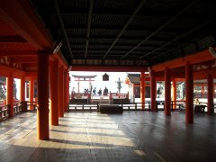 Itsukushima-Schrein Innenansicht