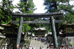 Bronzetorii des Toshogu-Schreins
